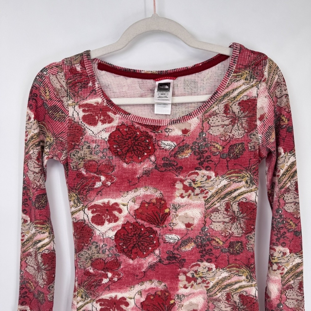 The North Face Thermal Top Womens XS Red Floral Cotton Blend Hiking Camping - Picture 2 of 13